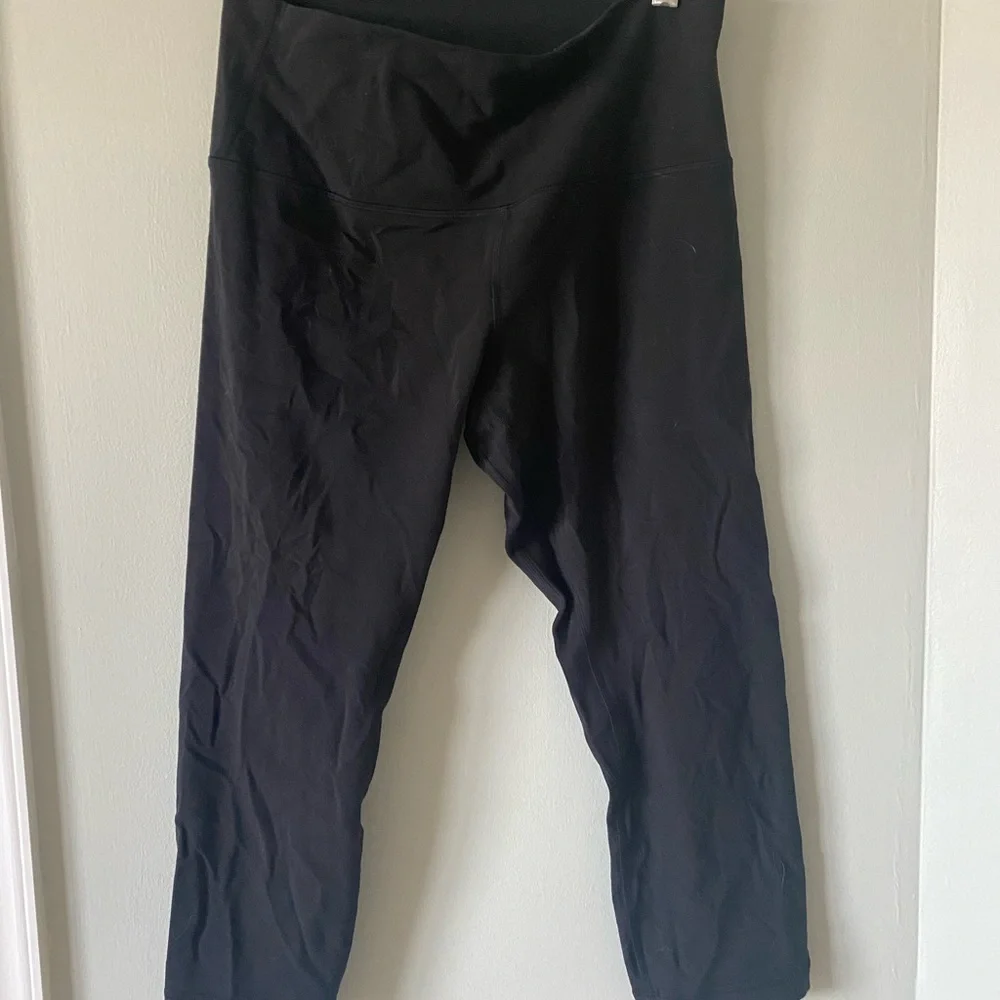Lulu lemon black leggings - Picture 1 of 3